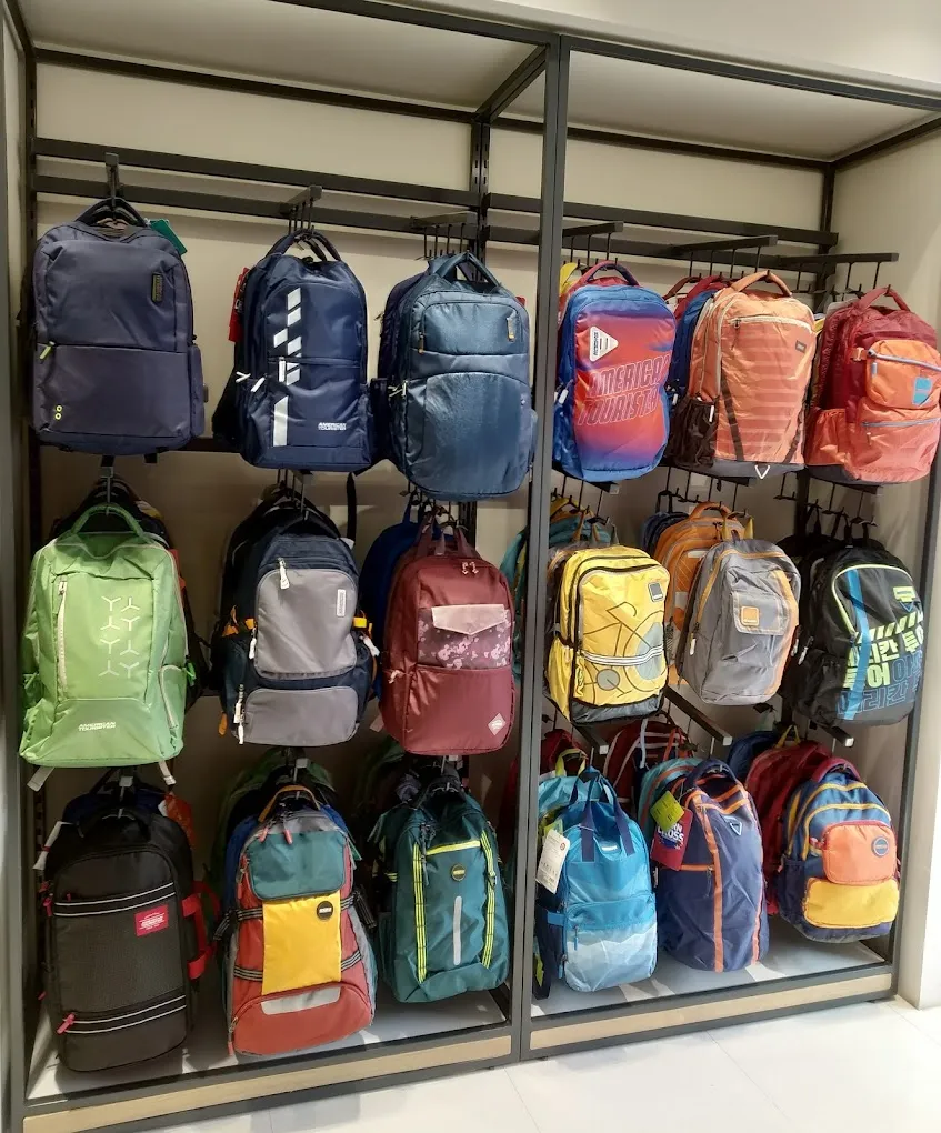 American Tourister & Samsonite
